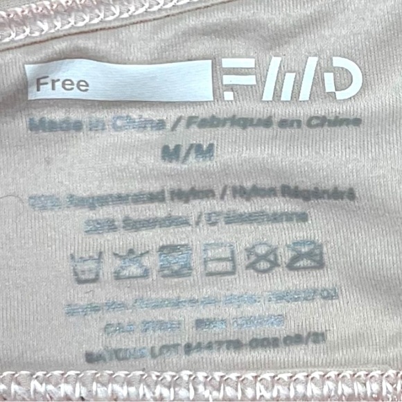 Free FWD Women's Adjustable V Bralette (NWOT) - Picture 10 of 11